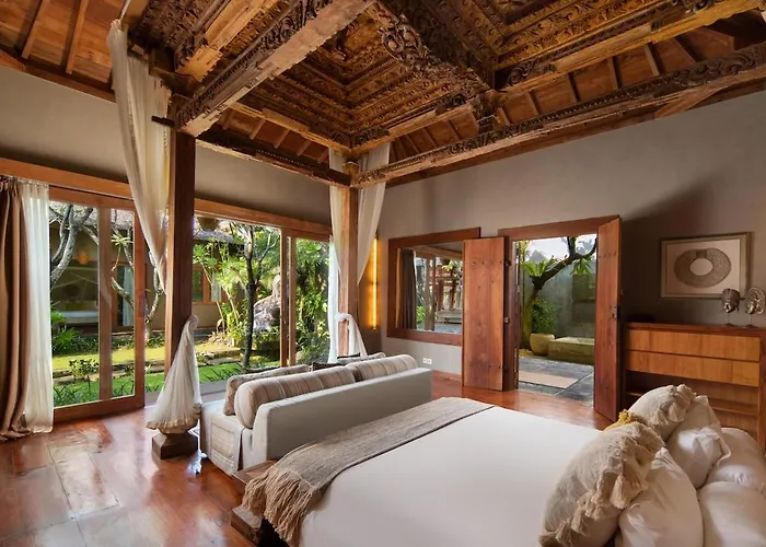 Luxury 5br, 20m Pool, Near