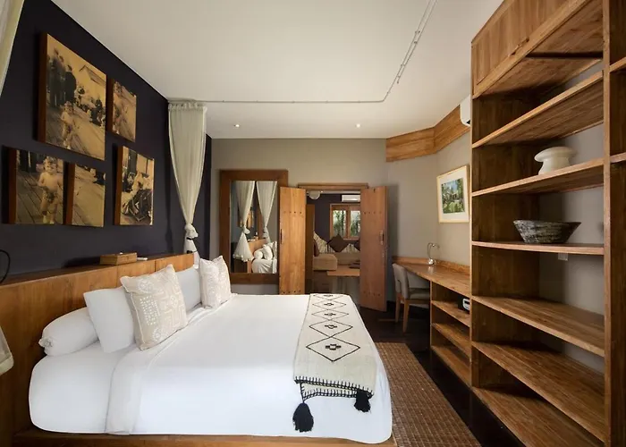 Luxury 5br, 20m Pool, Near Seminyak (Bali)