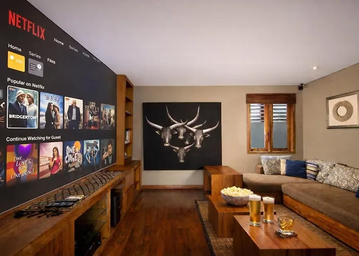 Villa Luxury 5br, 20m Pool, Near Seminyak (Bali)