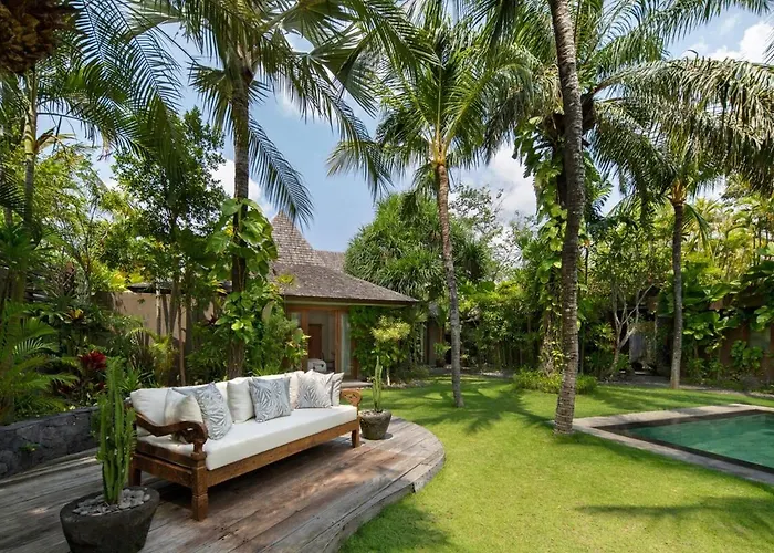 Luxury 5br, 20m Pool, Near