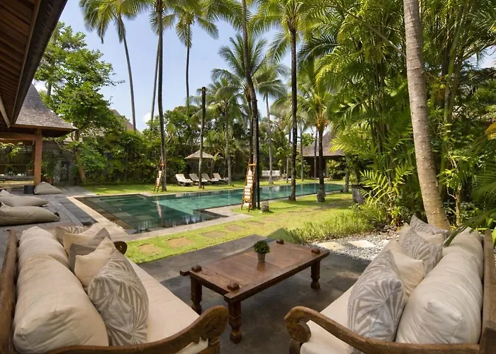 Villa Luxury 5br, 20m Pool, Near *